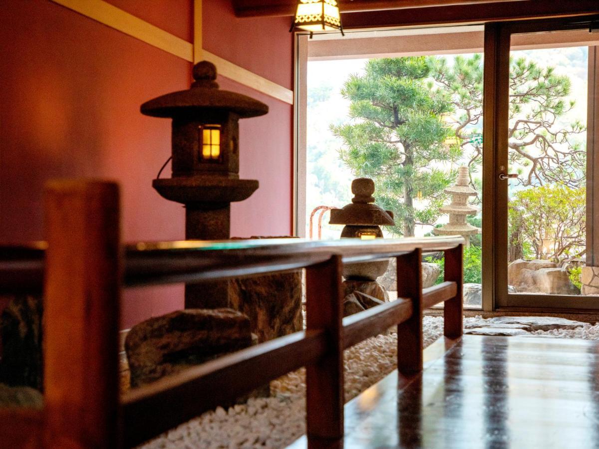 Wakamatsu Hakoneyugawara Hotel Екстериор снимка